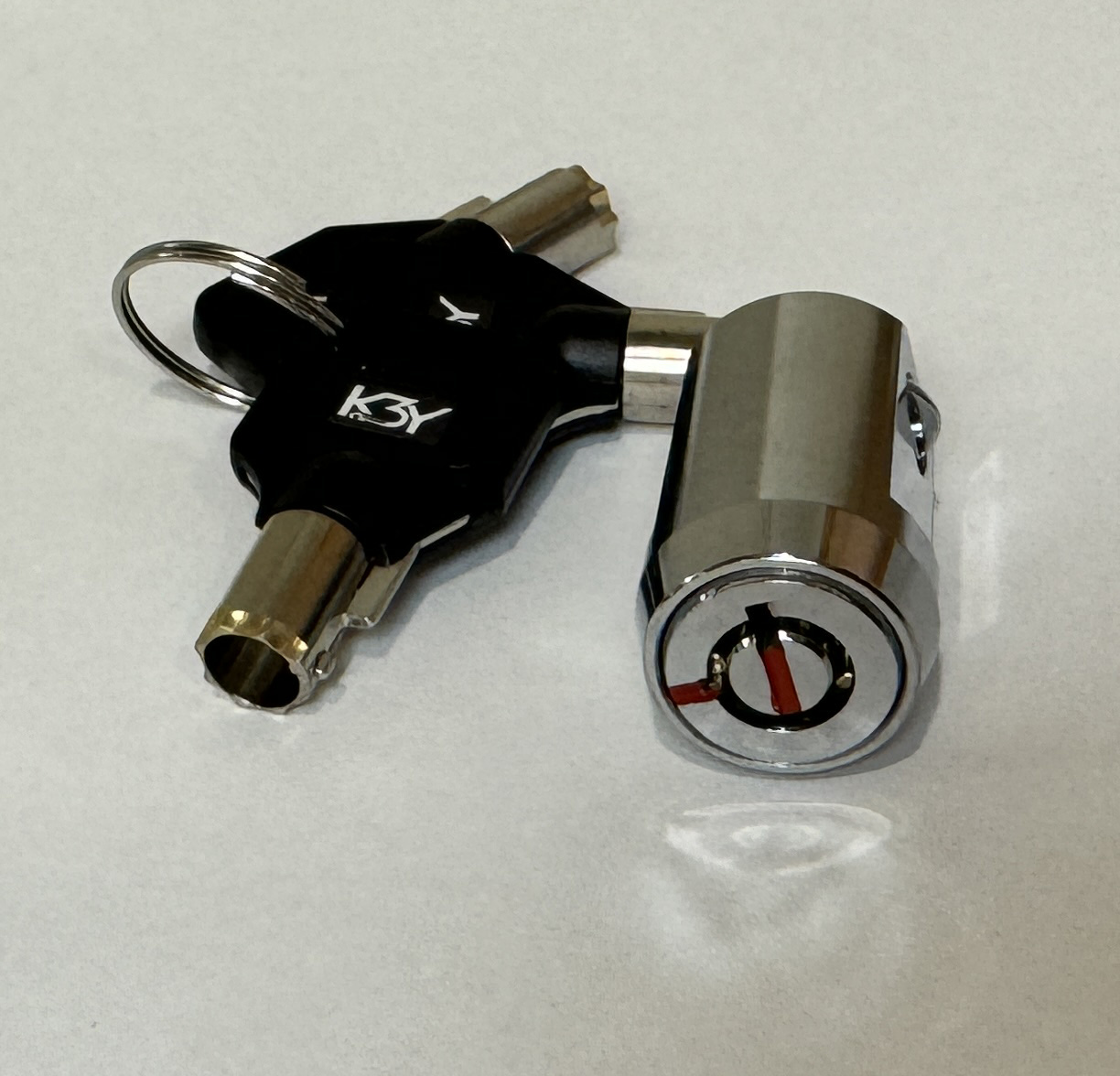 New Storage Cylinder Lock With 3 Tubular Keys for Rollup Door Unit